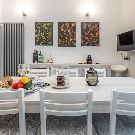 Art & Garden Maison Apartment *